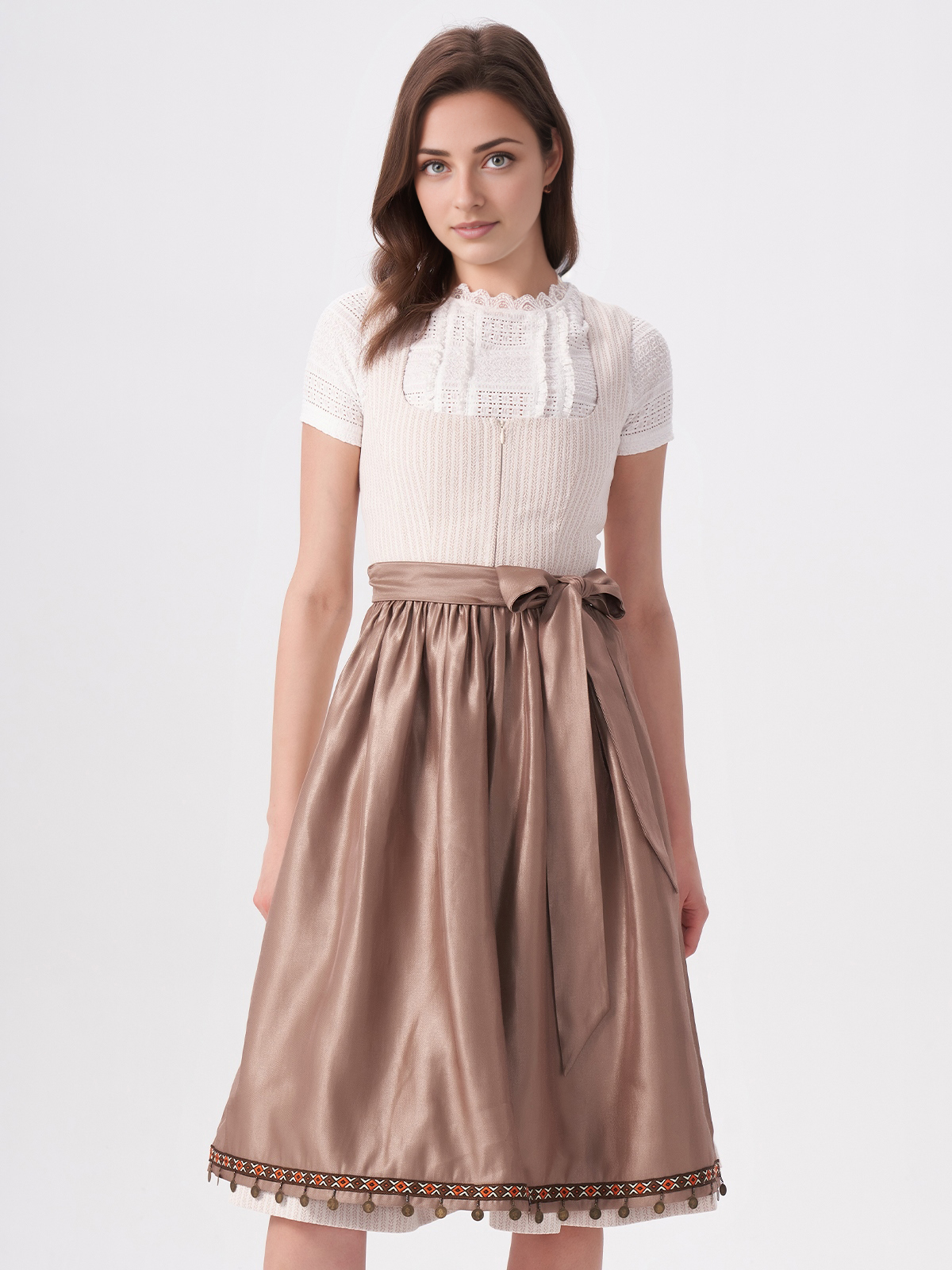 Dirndlbluse mit V-Ausschnitt und Langarm