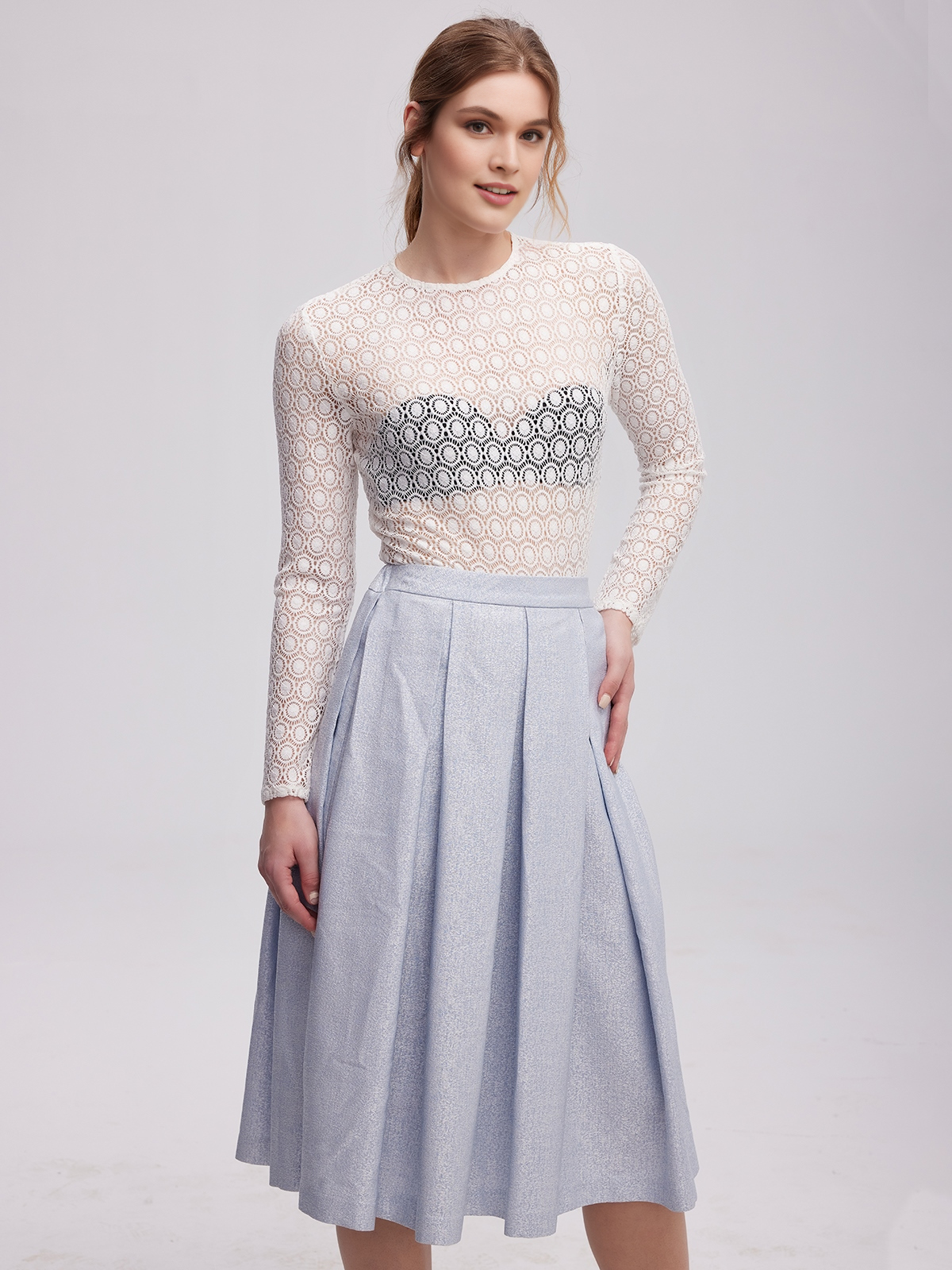 Dirndl in Flieder