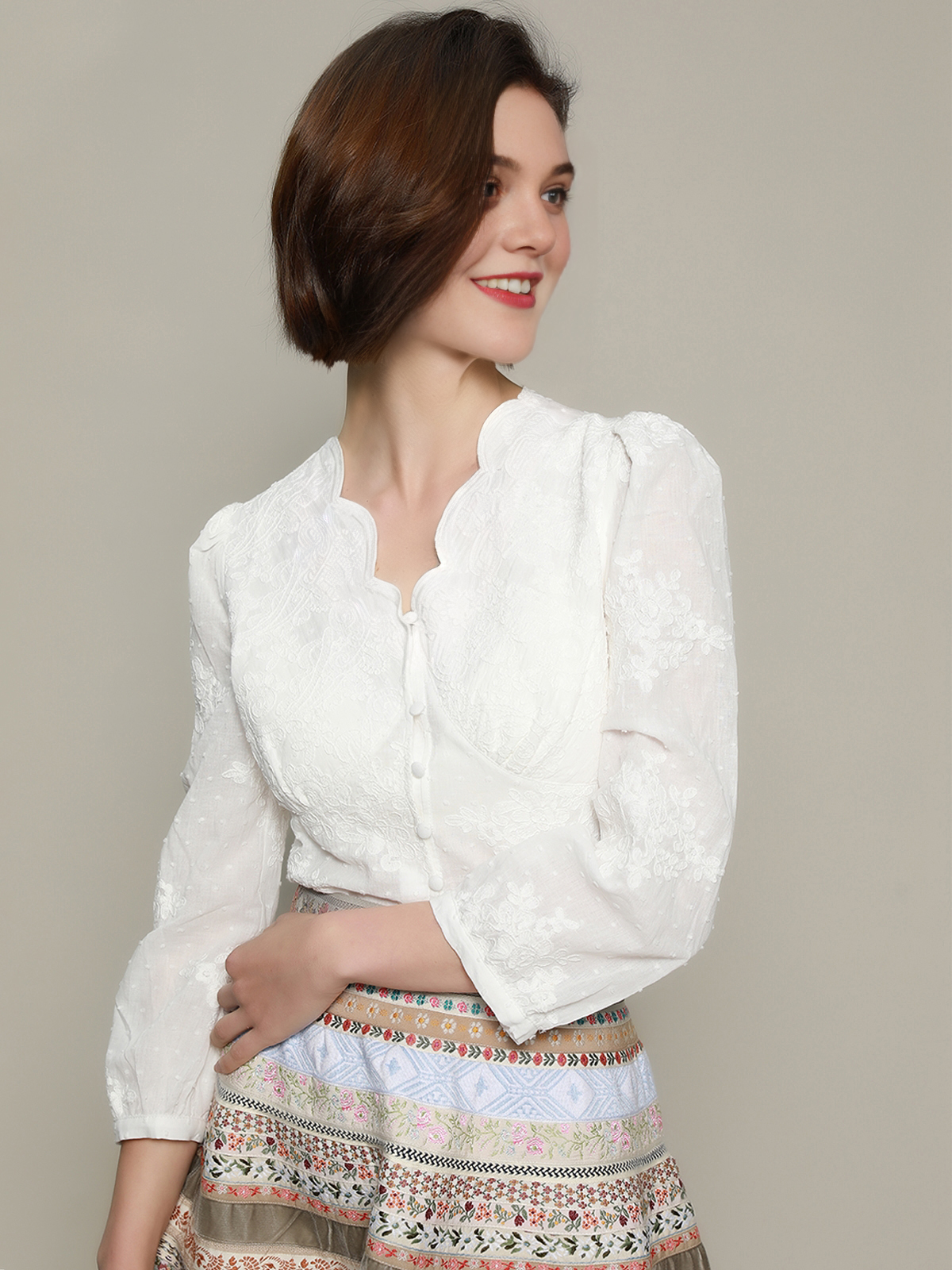 Dirndlbluse in Weiß