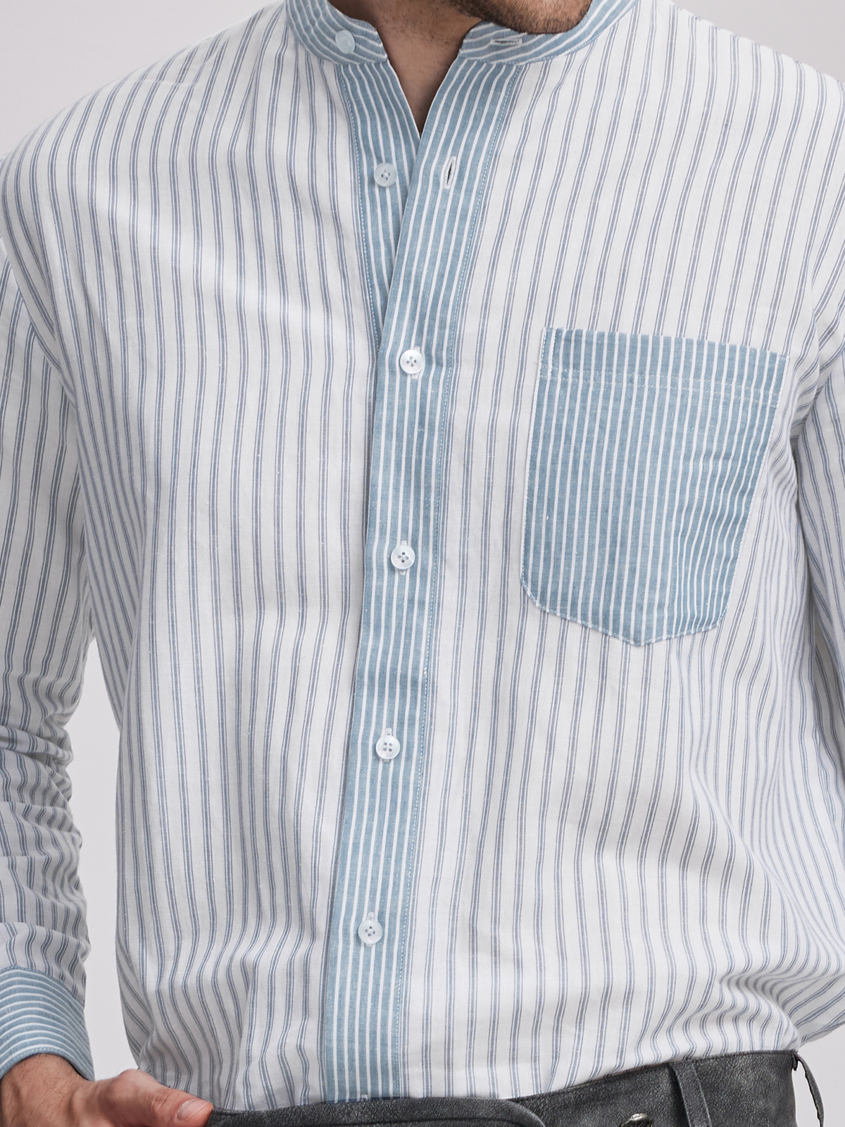 Dirndl Hellblau in eleganter Ausführung