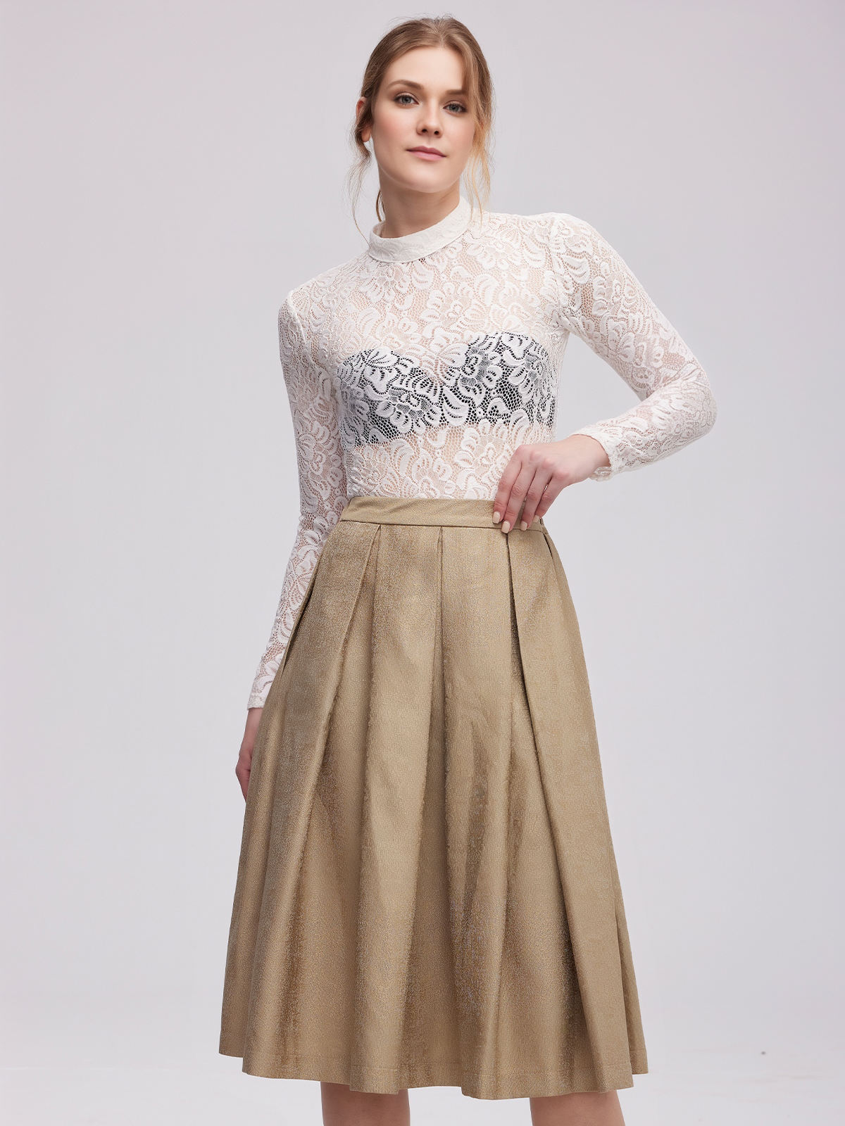 Modernes Dirndl-Styling mit Lederjacke