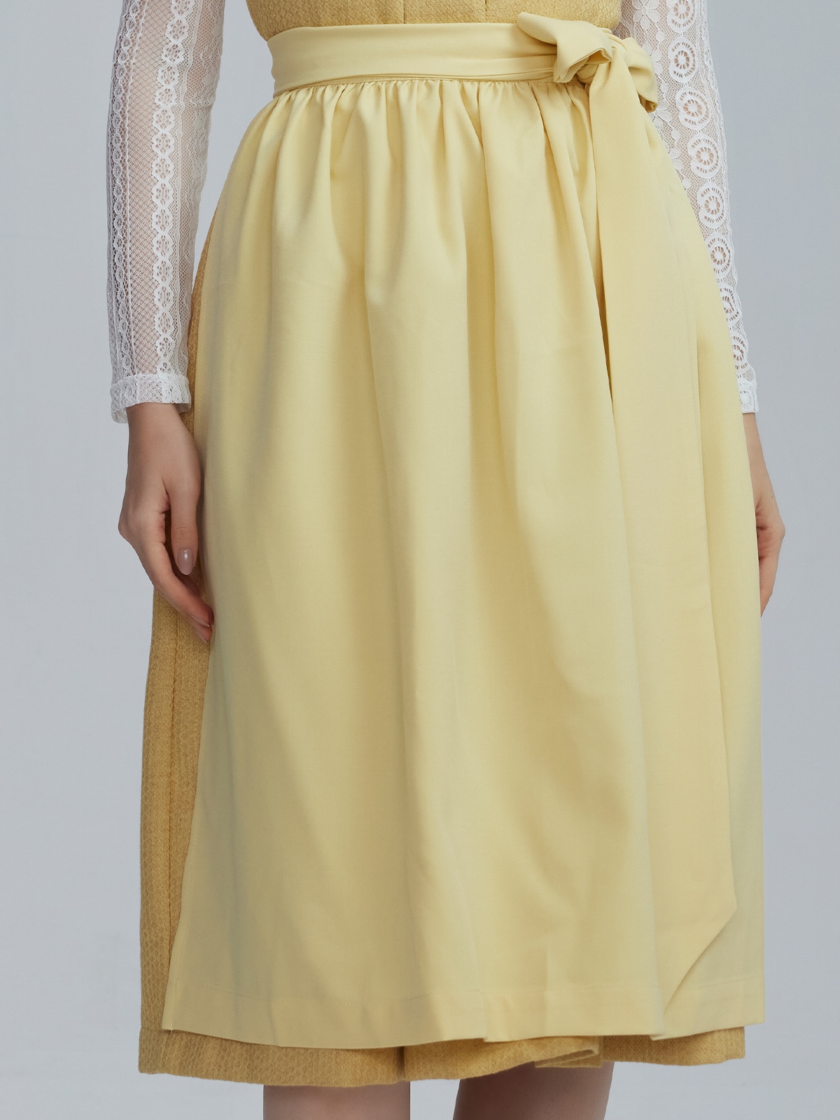 Dirndl Blau Samt in eleganter Ausführung