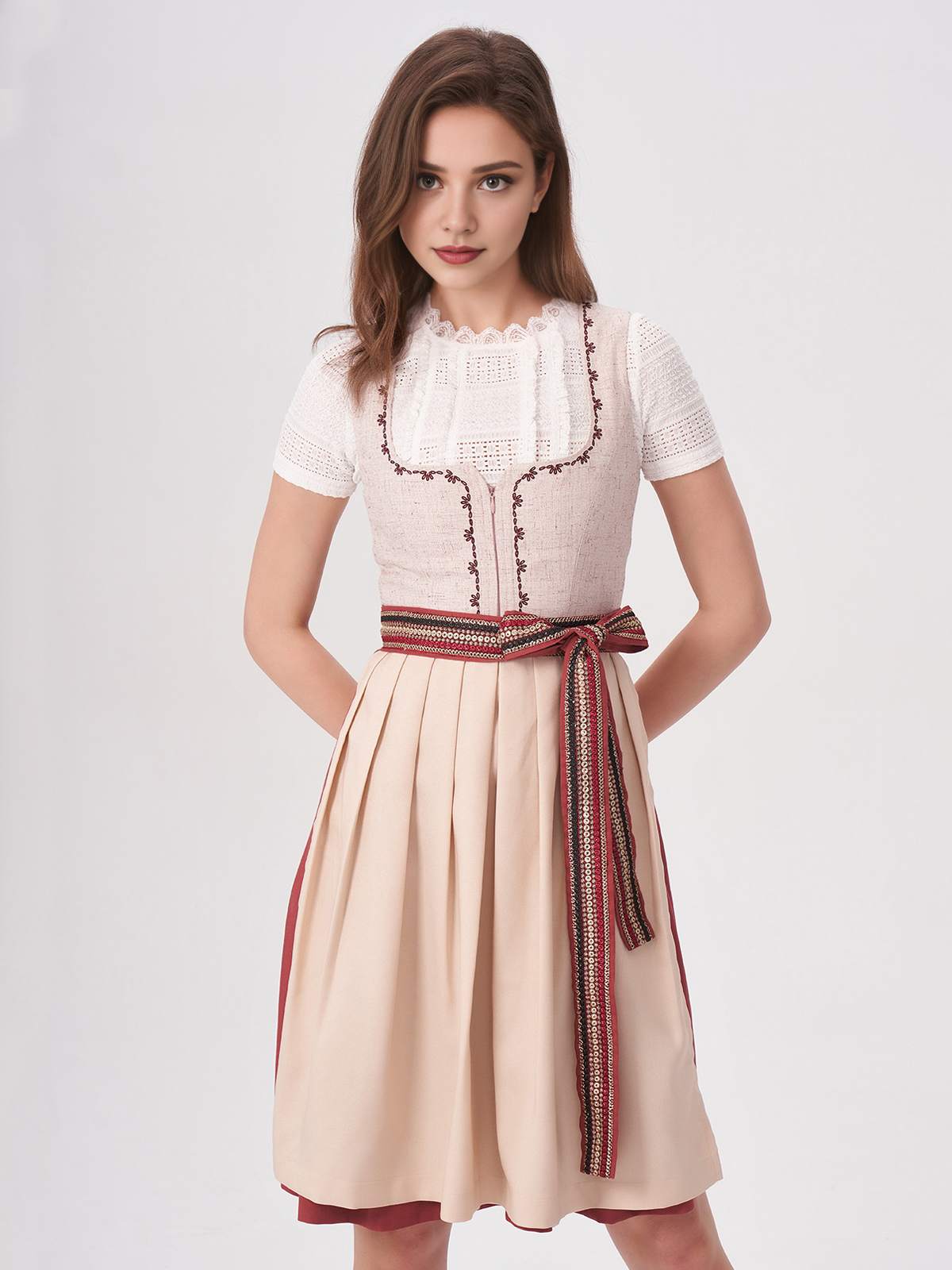 Dirndl in Blau und Schwarz